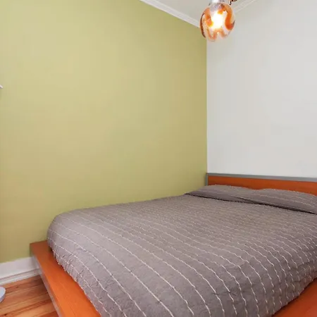 Whome Historical 2-bed Alfama Charm *