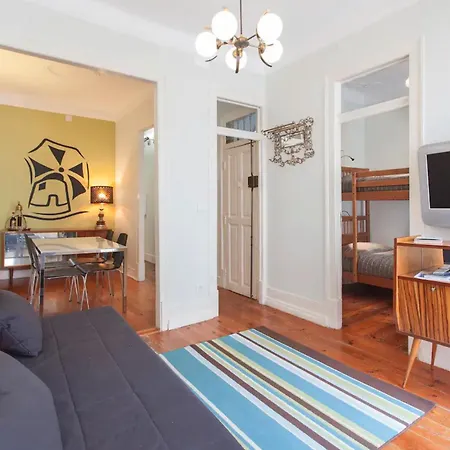 Whome Historical 2-bed Alfama Charm *